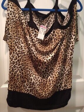 Deb Leopard Top